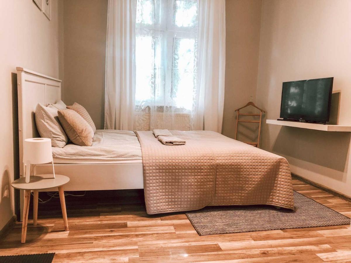 זיילונה גאורה Bankowa 8 Guest Rooms מראה חיצוני תמונה