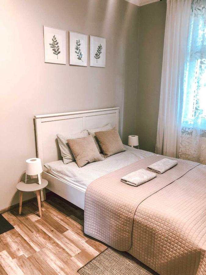 זיילונה גאורה Bankowa 8 Guest Rooms מראה חיצוני תמונה