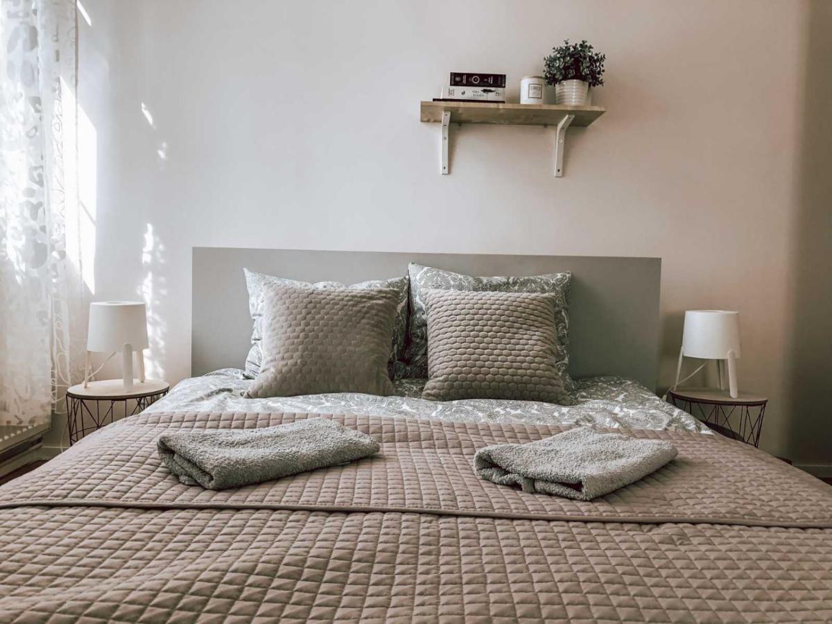 זיילונה גאורה Bankowa 8 Guest Rooms מראה חיצוני תמונה