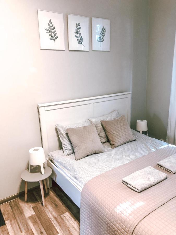 זיילונה גאורה Bankowa 8 Guest Rooms מראה חיצוני תמונה